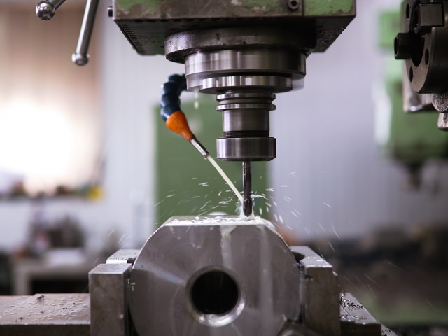 Turret Milling Machine and Its Features 